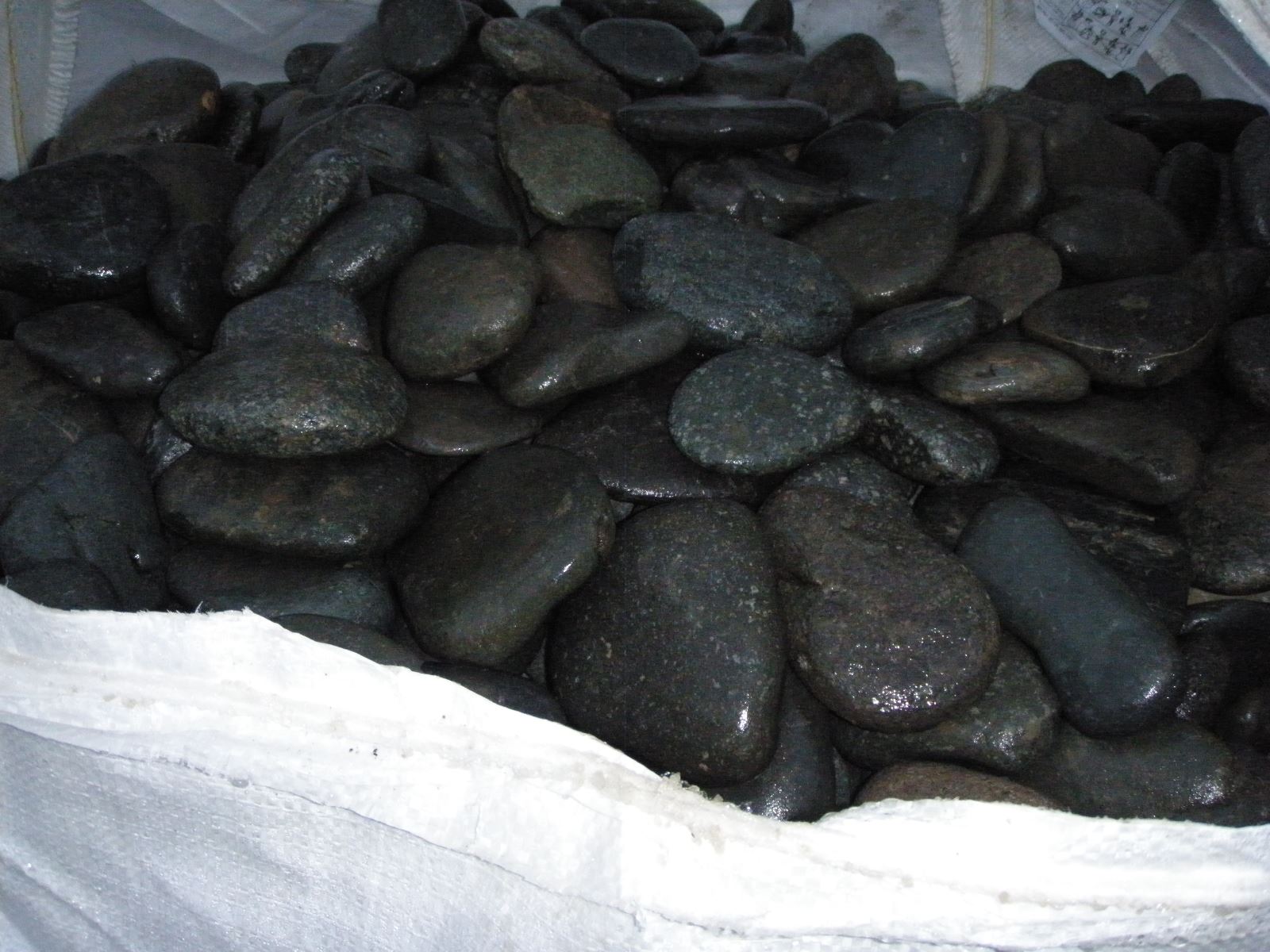 Крупногалечник